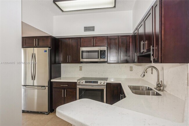 Building Photo - 1280 S Alhambra Cir