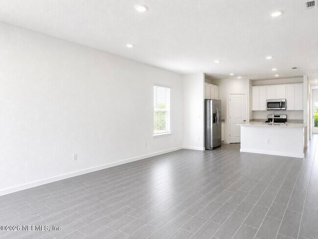 Building Photo - 112 Wrensong Pl