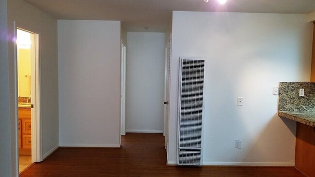 Building Photo - 4485 Alabama St