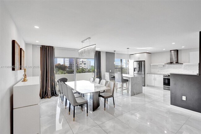 Building Photo - 1075 92nd St