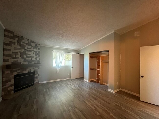 Building Photo - 9805 El Camino Real