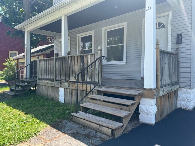 Building Photo - 21 Lehigh Ave