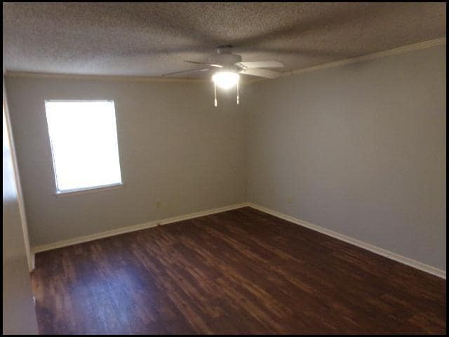 Building Photo - 35 Point W Cir