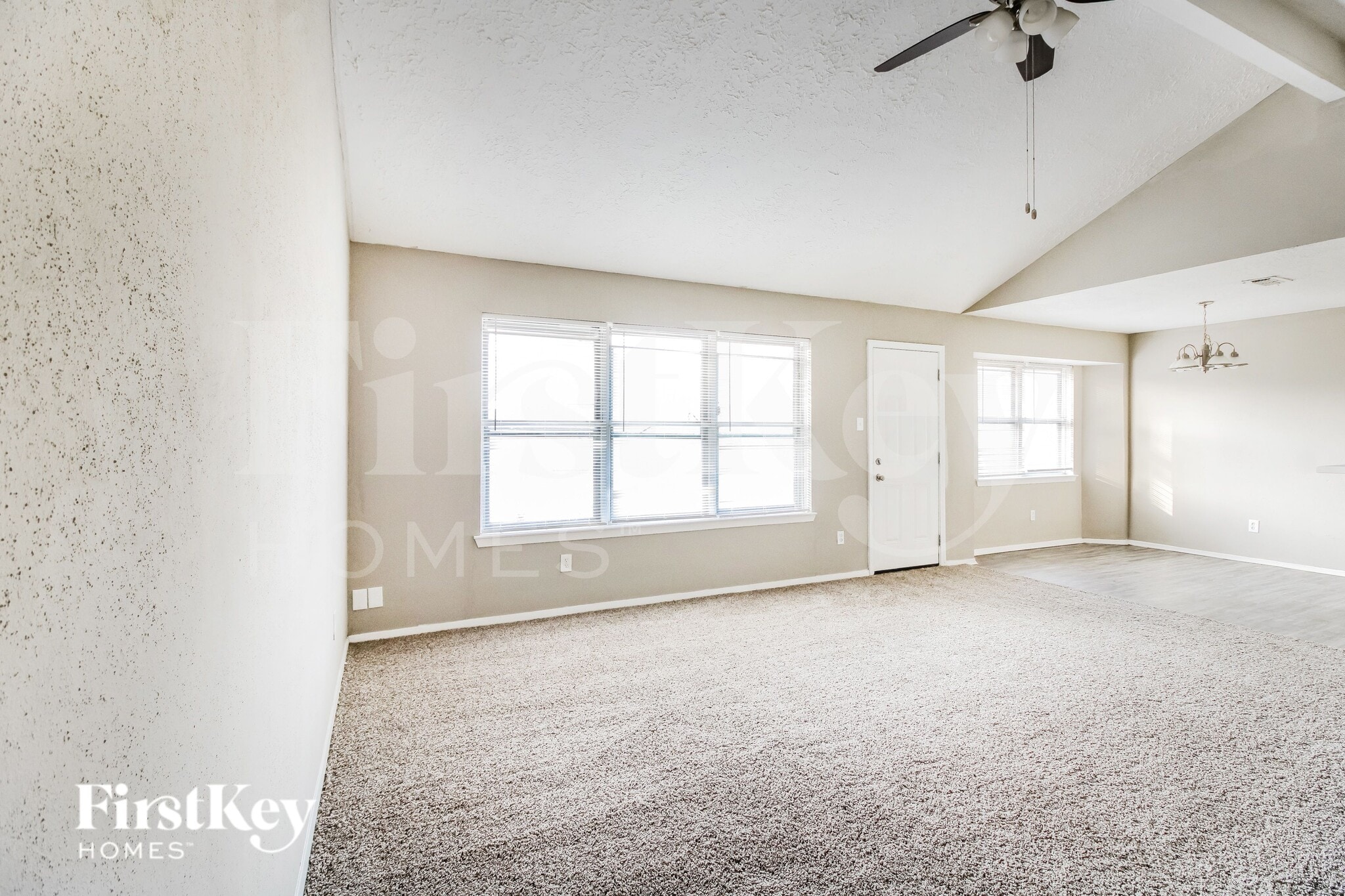 Building Photo - 9806 Charmont Rd