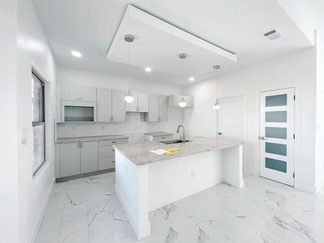 Building Photo - 3608 El Cajon Ave