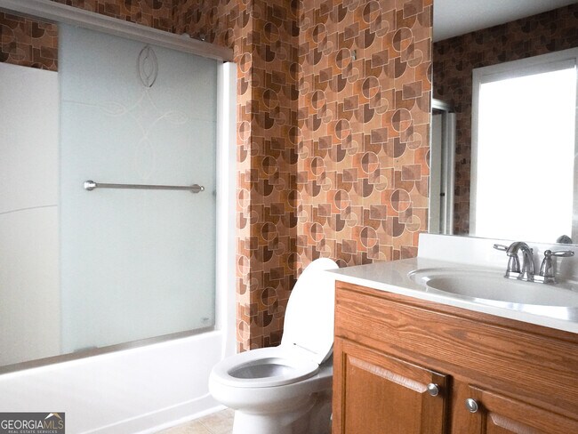 Building Photo - 2104 Waterleaf Dr