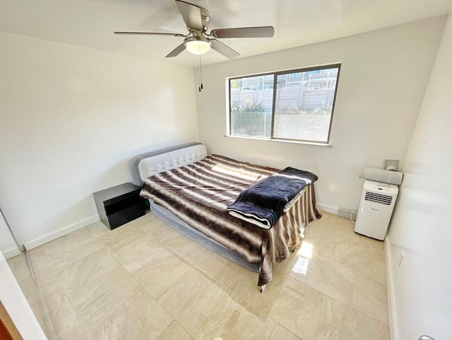 Building Photo - Kihei Shores -Furnished 2bed/2bath - Under...