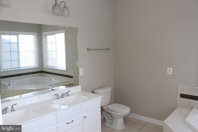 Building Photo - 22257 Waterberry Terrace