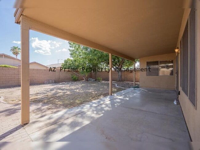 Building Photo - 9461 W Quail Ave