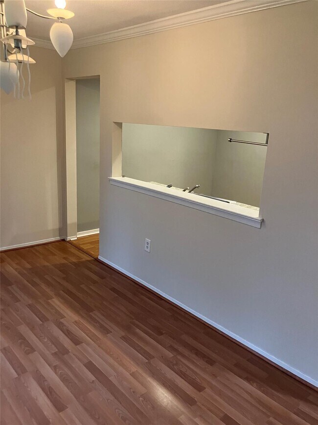 Building Photo - 361 Sierra Vista Ln