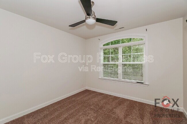 Building Photo - 117 Byers Commons Dr