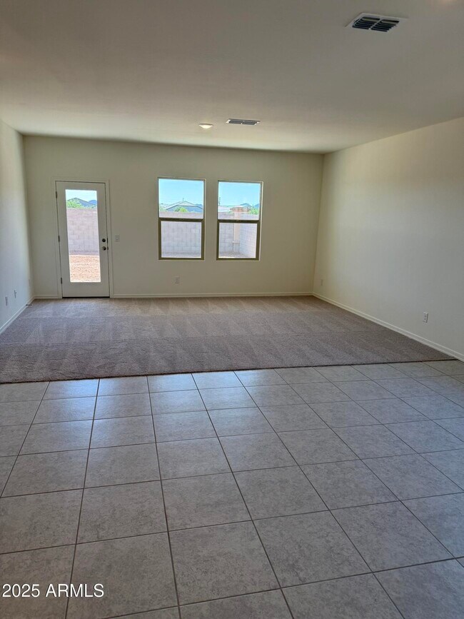 Building Photo - 32234 N Knauss Ln