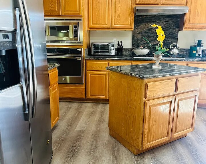 Building Photo - 2052 Twin Creeks Pl