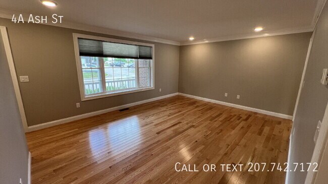 Building Photo - 4A Ash St-