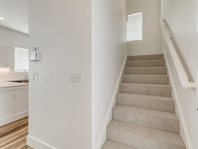 Building Photo - Home in Edmond/Oklahoma City