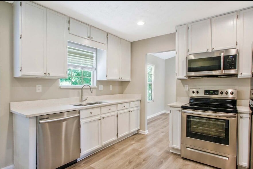Building Photo - 1367 Swift Creek Ln