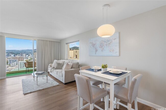 Building Photo - 400 Hobron Ln