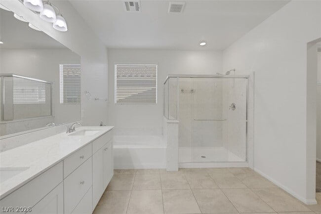 Building Photo - 2720 Alta Vista St