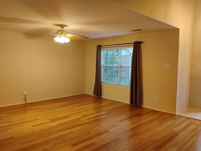 Building Photo - 17546 Heath Grove Ln