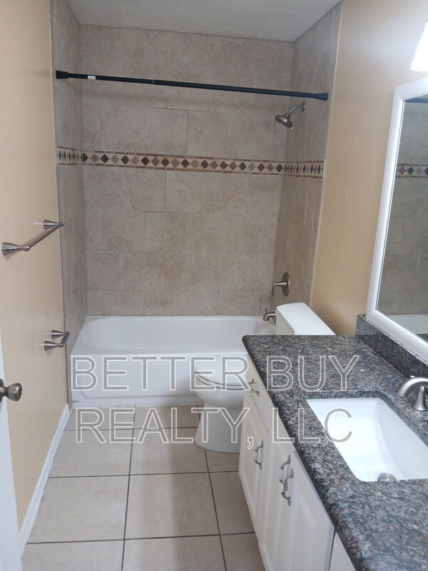 Building Photo - 66 Lindsay Dr