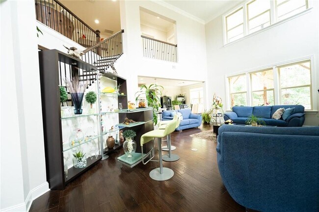 Building Photo - 1451 Torrington Dr