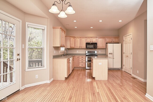 Building Photo - 11202 Timberview Dr