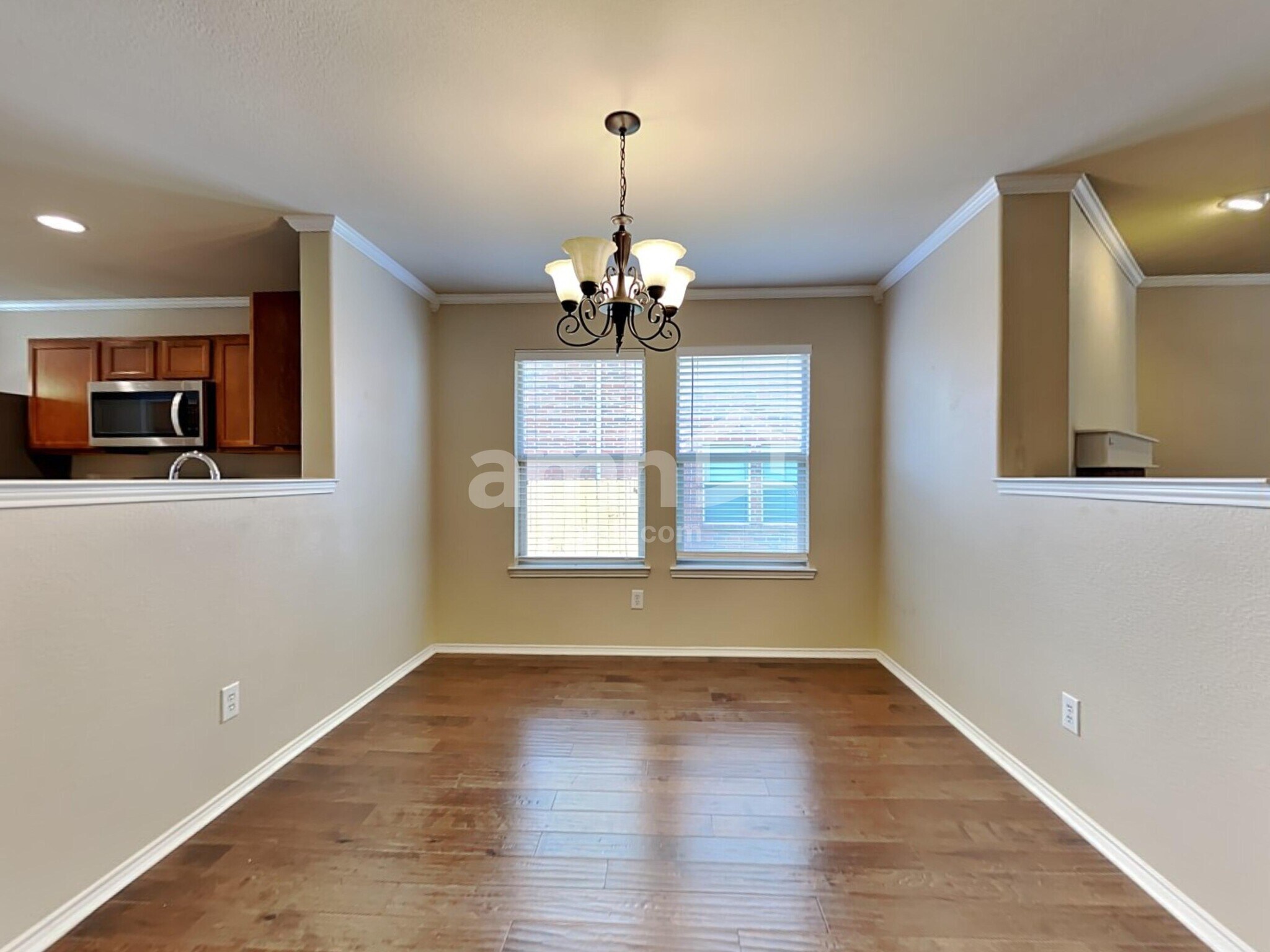 Building Photo - 516 Blue Sage Dr