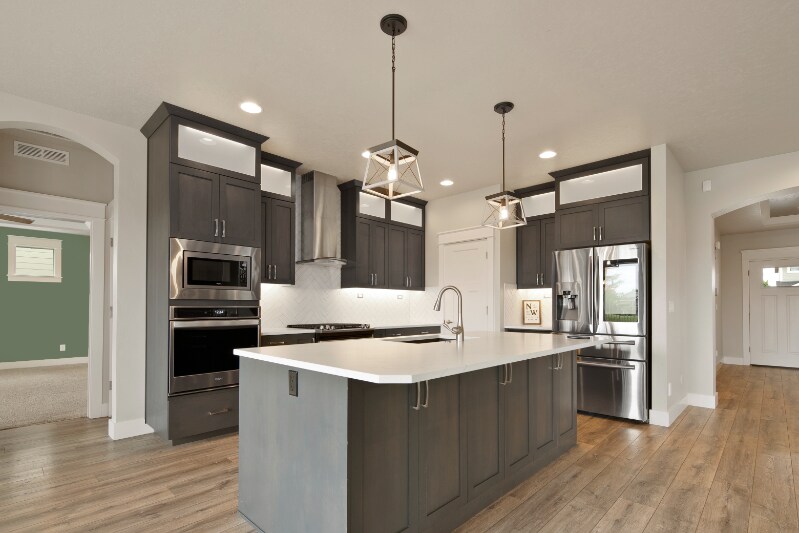 Building Photo - 677 E Andes Dr