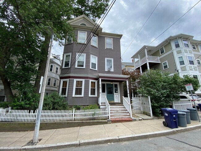 Building Photo - 5 Oswald St