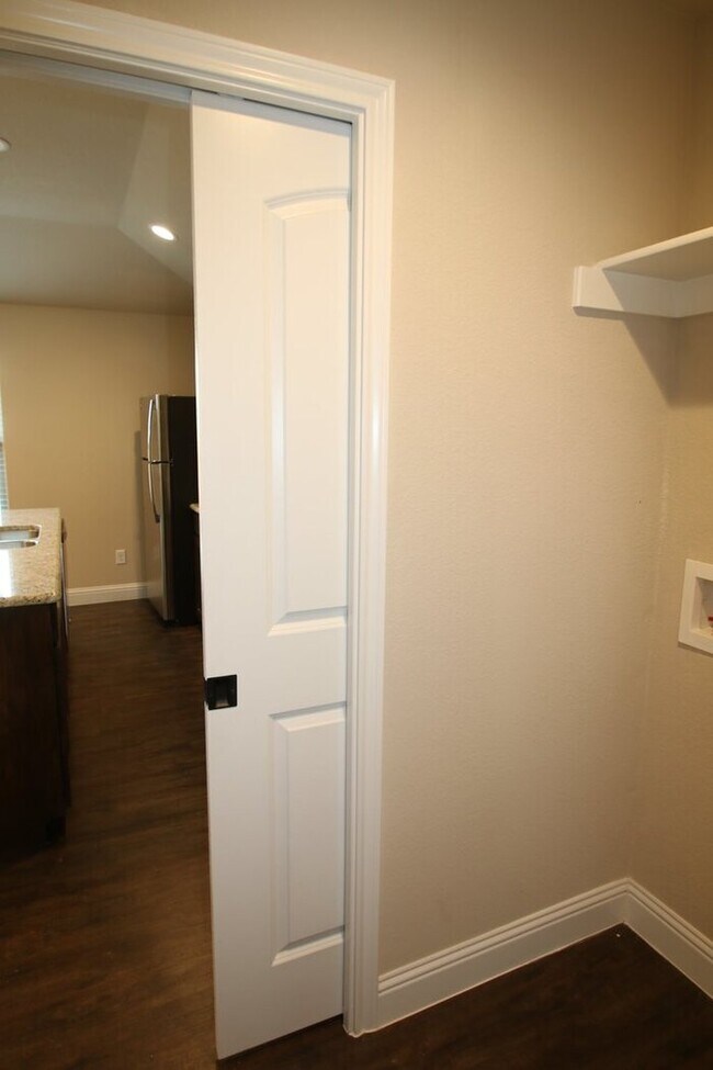 Building Photo - SENSATIONAL 3/2/ Duplex Home Coming Soon i...