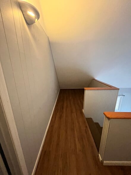 Loft area - 1010 Eisenhower Way