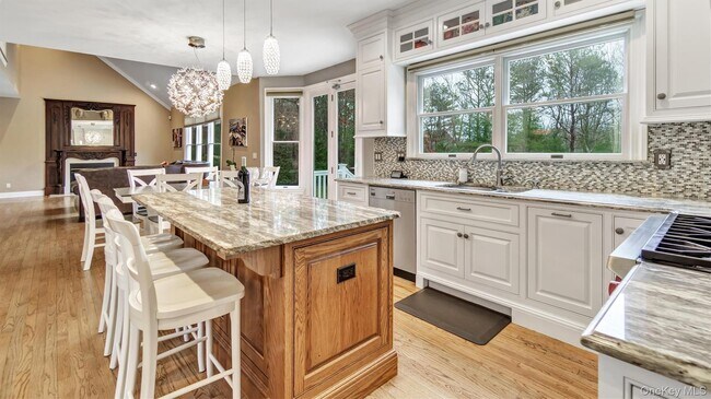 Building Photo - 151 Chardonnay Dr