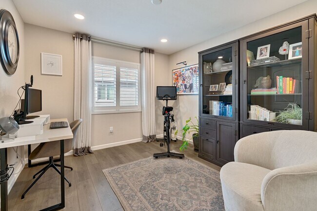 Building Photo - Designer Upgrades & Custom Touches in This...