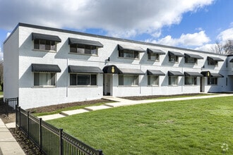 Building Photo - 4925 Fairview Ave