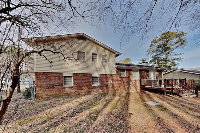 Building Photo - 3070 Karen Ln