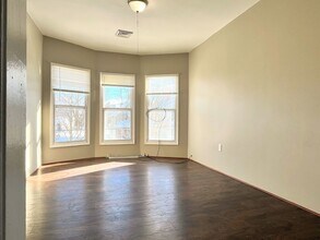 Building Photo - 116 Hawley St