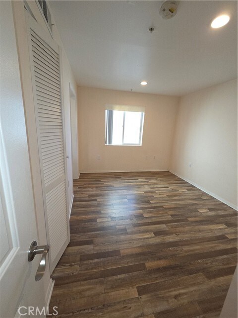 Building Photo - 14537 Archwood St