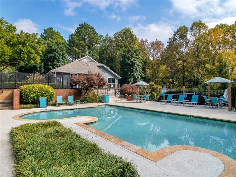 Dunwoody Village 2311 Dunwoody Xing Atlanta GA 30338 Apartment Finder