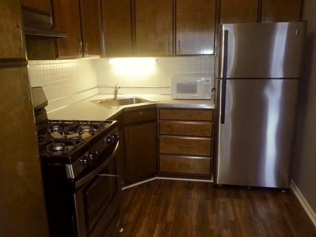 Building Photo - 400 E Randolph St