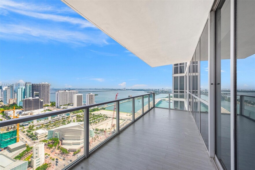 Balcony - 1100 Biscayne Blvd