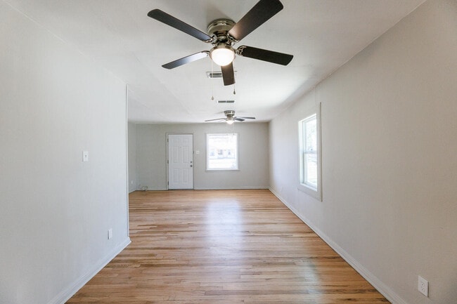 Building Photo - 3406 27th St