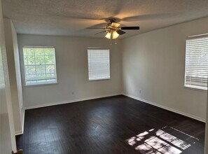 Building Photo - 14401 Misty Meadow Ln