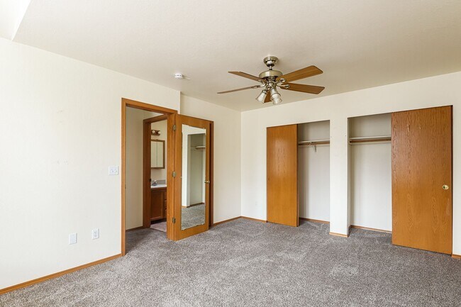 Building Photo - 7813 Box Elder Drive SW