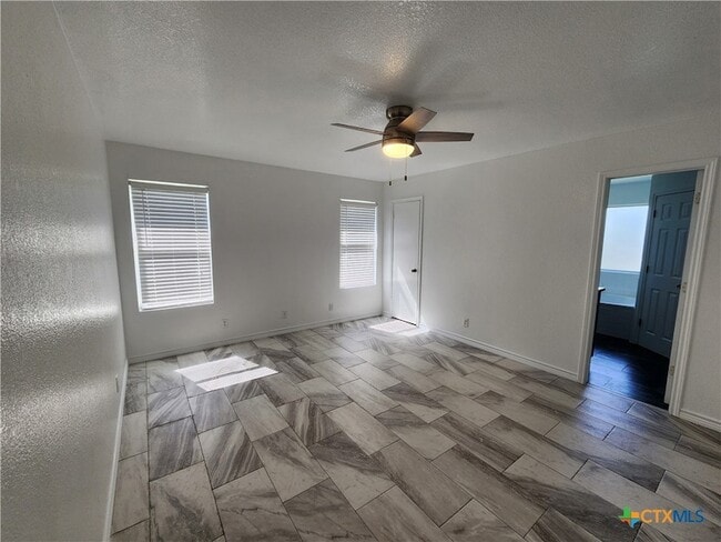 Building Photo - 4302 Neta Dr