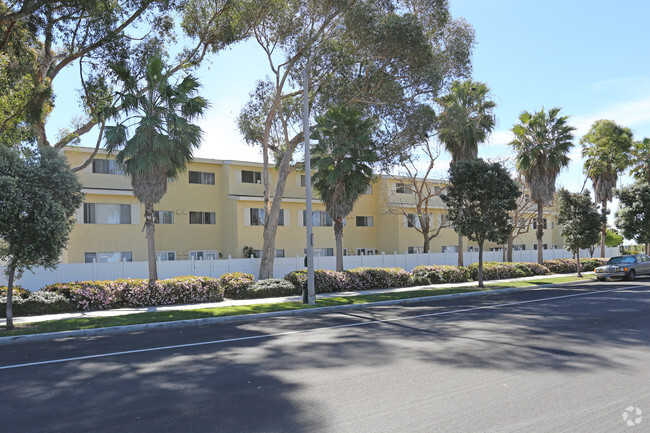 Building Photo - Seaview Apartments