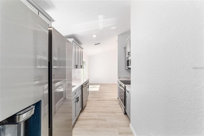 Building Photo - 15388 SW 26th Pl