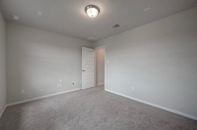 Building Photo - 1123 Vine House Dr