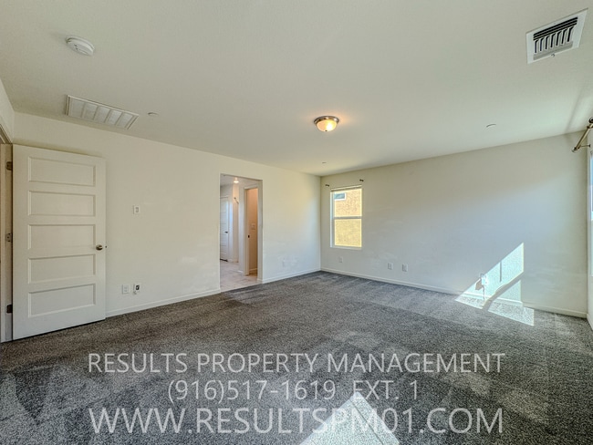 Building Photo - Beautiful Natomas 4 Bedroom Home w Loft