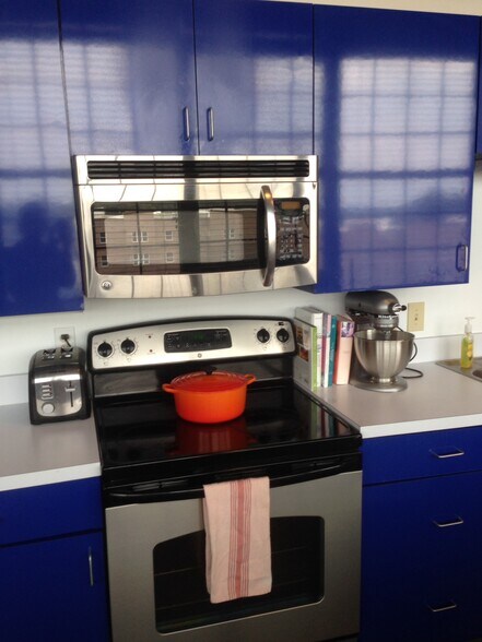 Kitchen - 2520 S 3rd St