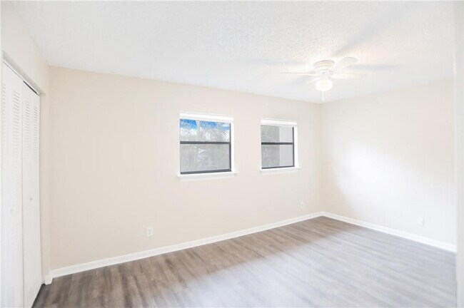 Building Photo - 4163 NW 114th Ave